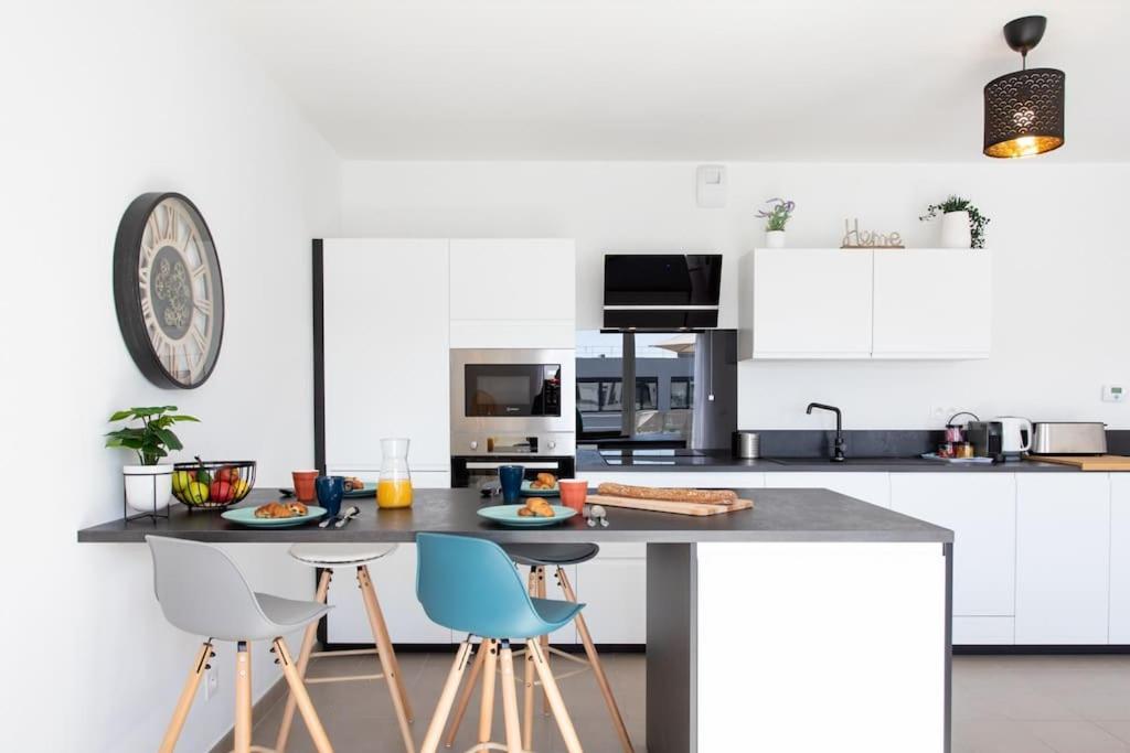 L17 Arenas Suite 3 Balconies 5Mins To The Sea 니스 외부 사진