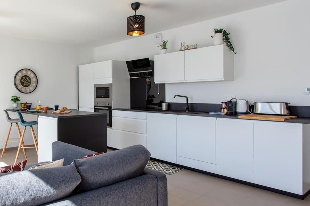 L17 Arenas Suite 3 Balconies 5Mins To The Sea 니스 외부 사진